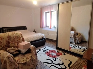 Casa, cocheta, situata pe o strada linistita, la 10 km de Ploiesti - imagine 8