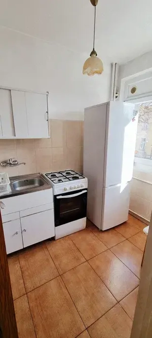 Garsoniera Iancului - Colegiul "Iulia Hasdeu"