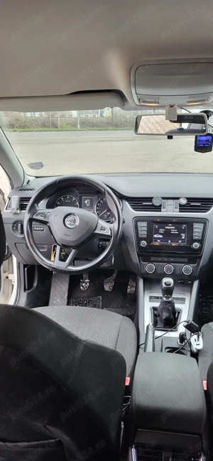 Skoda Octavia  - imagine 5