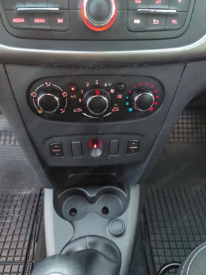 Dacia Logan Mcv 2016 -Motorizare 0,9 benzină-90 CP Turbo - imagine 8