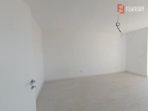 Apartament cu 3 camere decomandat, ETAJ 2 - Giroc - imagine 15