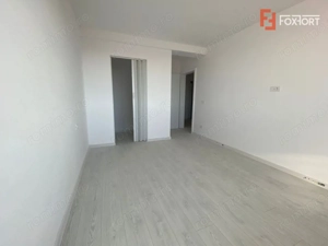 Apartament cu 3 camere decomandat, ETAJ 2 - Giroc - imagine 14