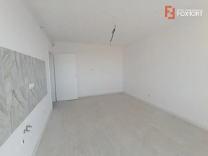 Apartament cu 3 camere decomandat, ETAJ 2 - Giroc - imagine 17