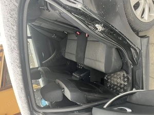 BMW seria 1 model 118 - imagine 3