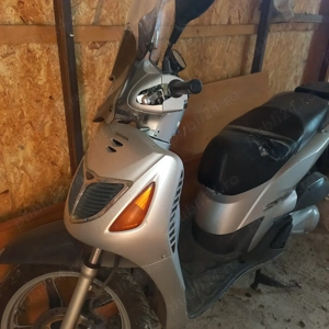 Honda SH 150 - imagine 2