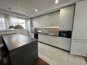 Apartament in vila cu curte-  Dumbravita - imagine 14