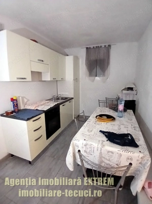 Locuinţă şi hală-atelier, cu 900mp teren în Corod Galaţi - imagine 9