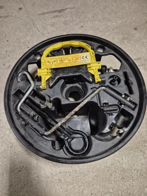 kit cric, rezerva renault clio