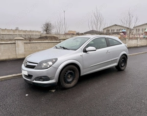Opel Astra GTC 1.6 benzina