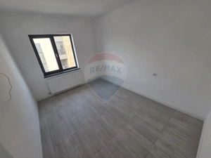 Apartament 2 camere etaj 3 din 4 - imagine 3