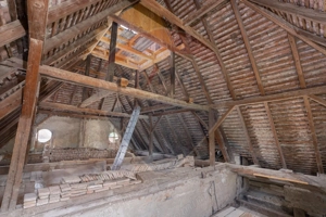 Fostă școală săsească semnată de Fritz Balthes – Bruiu, Sibiu - imagine 17