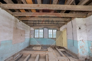 Fostă școală săsească semnată de Fritz Balthes – Bruiu, Sibiu - imagine 10