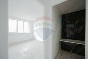 De vânzare apartament cu 2 camere, renovat, în zona Rogerius - imagine 6