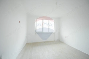 De vânzare apartament cu 2 camere, renovat, în zona Rogerius - imagine 4