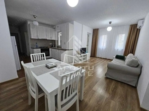 Apartament cu 3 camere, bloc nou, etaj intermediar, loc de parcare