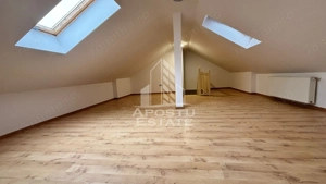 Apartamentul cu 2 camere +pod amenajat in zona Dambovita - imagine 6