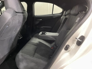 Lexus UX - imagine 11