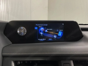 Lexus UX - imagine 18