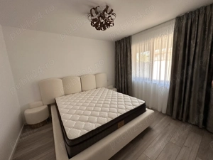 Apartament 3 camere, curte proprie  - imagine 3