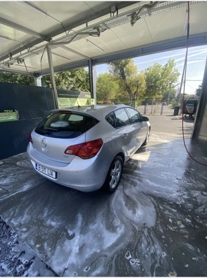 Opel Astra j 2012 1.7 110hp - imagine 3