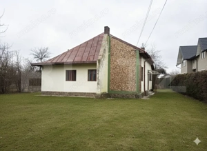 Casă 3 dormitoare, 1150 mp teren – 59.000 €