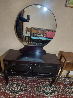 Comoda vintage cu oglinda mare