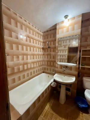 Apartament 3 camere, 82 mp, zona Semicentral - imagine 11