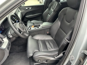Volvo XC60 2.0 Diesel 197 CP An 2024 - imagine 17