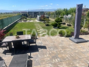 Casa moderna 5 camere piscina si curte de 464 mp de vanzare Sura Mica - imagine 4