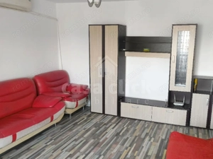 Apartament generos cu 1 cameră, decomandat   Piața Centrală - langa facultati