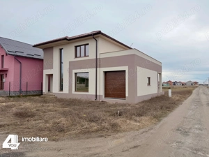 Casă nouă din 2025 semifinisată, în Curtici cartier nou, teren 500 mp  