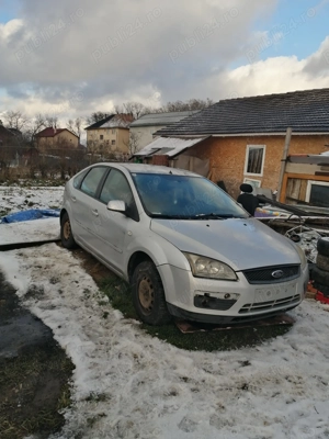 Dezmembrez ford focus  - imagine 3