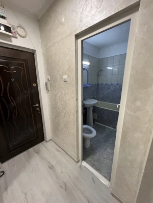 Garsoniera de vânzare  - imagine 3