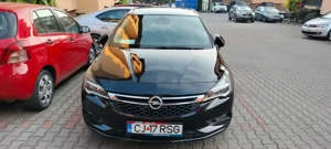 Opel Astra Sports Tourer   1.6, economică, ideală pentru ridesharing