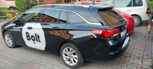 Opel Astra Sports Tourer   1.6, economică, ideală pentru ridesharing - imagine 3