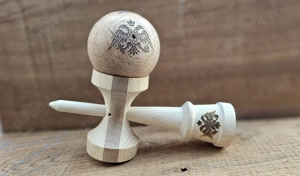 Vând kendama Paramerion