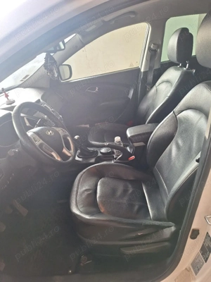  Proprietar privat vând Hyndai ix 35 Benzină 4   4 109.000 km reali din 2012, ITP 11.2026 - imagine 5
