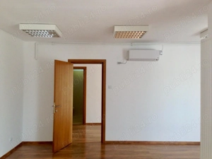 Spatiu comercial de vanzare-in zona centrala - imagine 6