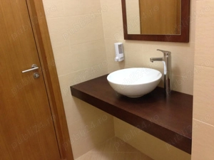 Spatiu comercial de vanzare-in zona centrala - imagine 8