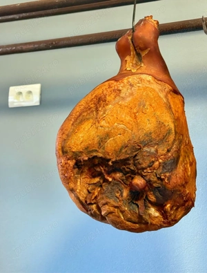 Șuncă afumată de casa 