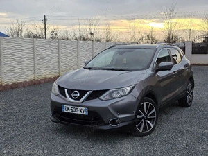 Nissan qashqai TEKNA 1.6L DCI  cutie automată 