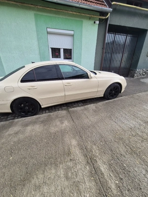 Vand Mercedes EClass - imagine 4