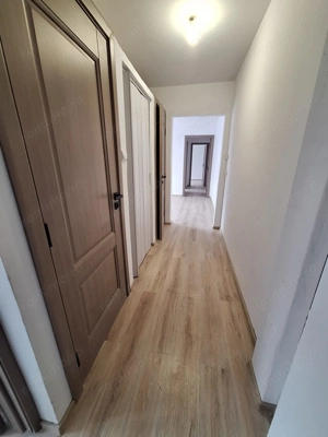 101.900 euro!! 4 camere renovate .. Dacia .. etaj 3 - imagine 2