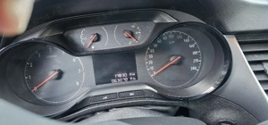 Opel Crossland X 2019  - imagine 8