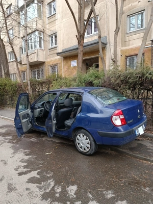 Renault Clio - imagine 5