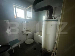 Casă cu teren generos de 6000 mp în Viile Satu Mare – zonă liniștită - imagine 11