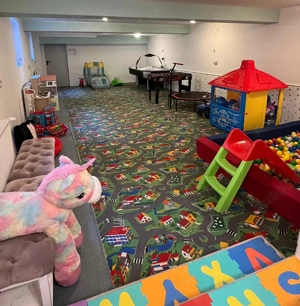 se vinde cafenea complet mobilata si utilata la cheie + loc de joaca  - imagine 4