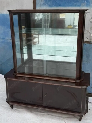 Vitrina Vintage cu geamuri si rafturi de sticla; Biblioteca