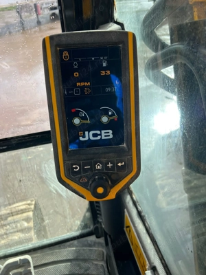  Excavator pe șenile JCB JS 370 - imagine 8