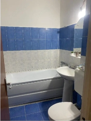 Garsoniera decomandata cu balcon zona Far - imagine 11